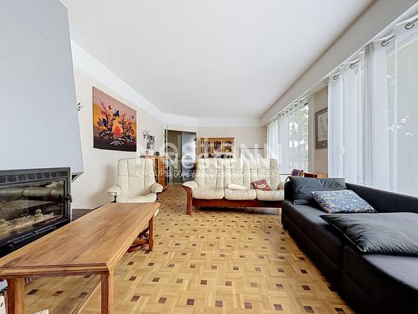 Maison familiale à vendre sur la commune de Chambly 220 m² - 6 chambres, sous-sol total aménagé