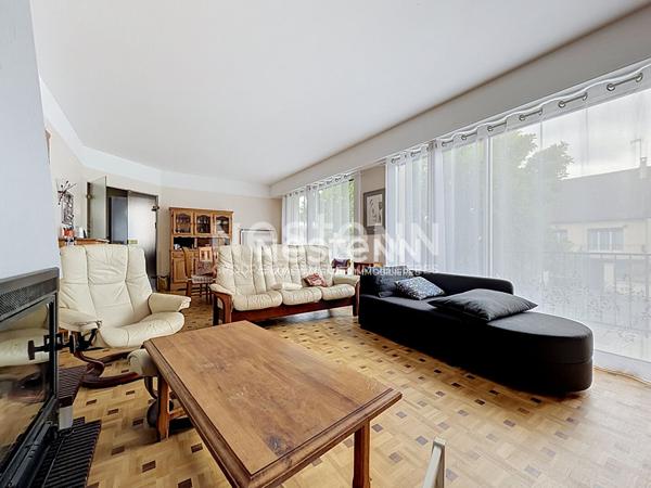 Maison familiale à vendre sur la commune de Chambly 220 m² - 6 chambres, sous-sol total aménagé