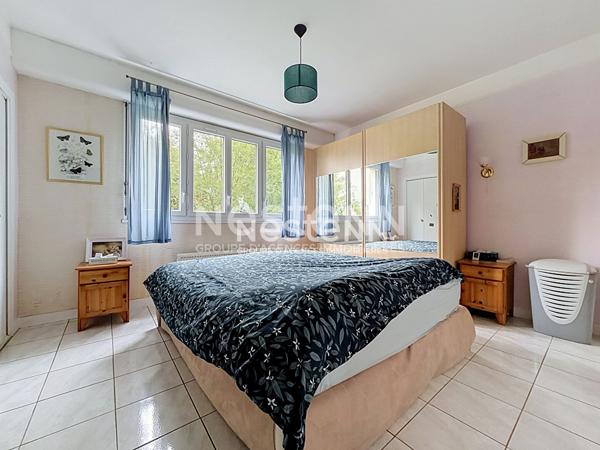 Maison familiale à vendre sur la commune de Chambly 220 m² - 6 chambres, sous-sol total aménagé