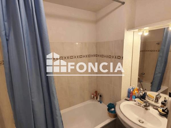 Location Appartement 2 pièces 42.49 m² - 148 RUE DE CARTOU Agen 47000