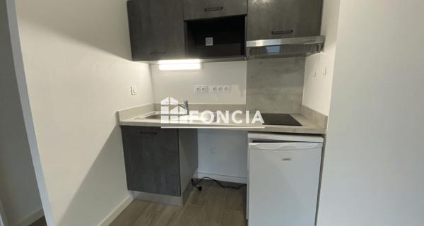 Location Appartement 2 pièces 44.05 m² - La Rochelle 17000