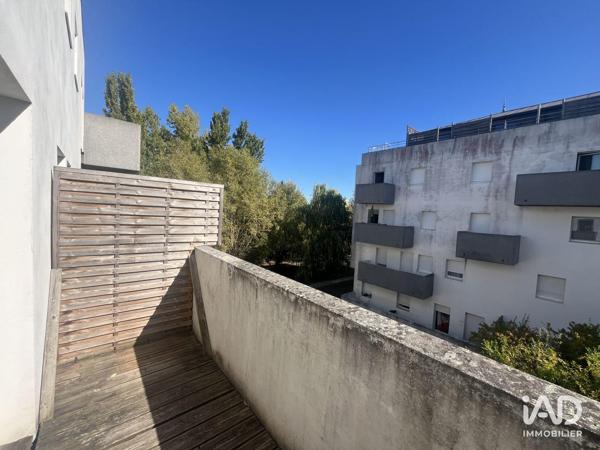 Location appartement 3 pièces 70 m² Mérignac