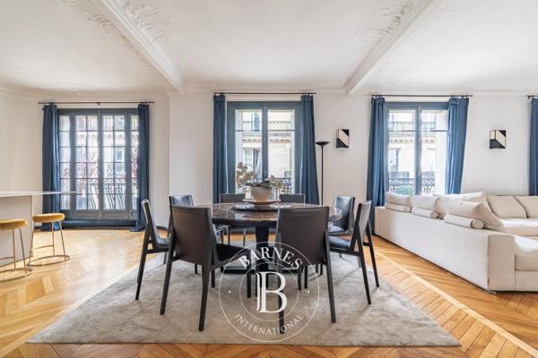 Paris 16ème, Appartement 3 Chambres -  184 m² à vendre