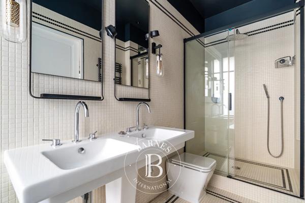Paris 16ème, Appartement 3 Chambres -  184 m² à vendre