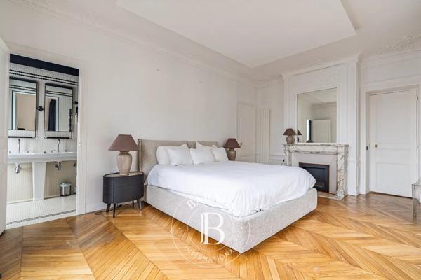 Paris 16ème, Appartement 3 Chambres -  184 m² à vendre