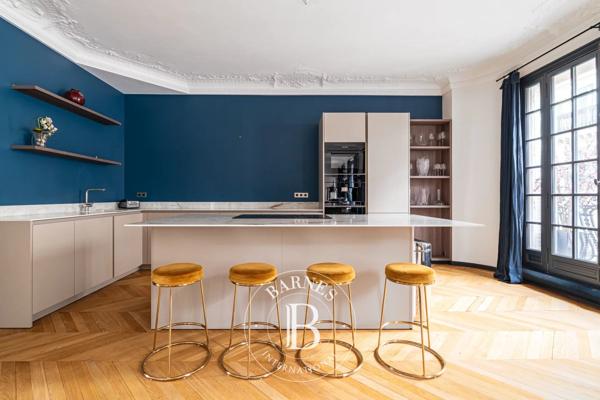 Paris 16ème, Appartement 3 Chambres -  184 m² à vendre