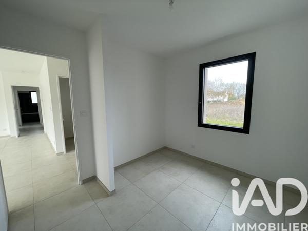 Maison à vendre 7 pièces 136 m² Neuillé-Pont-Pierre