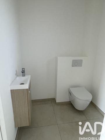 Maison à vendre 7 pièces 136 m² Neuillé-Pont-Pierre