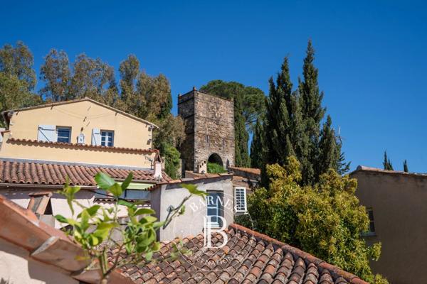 Cogolin, Maison de village 2 Chambres -  67 m² à vendre
