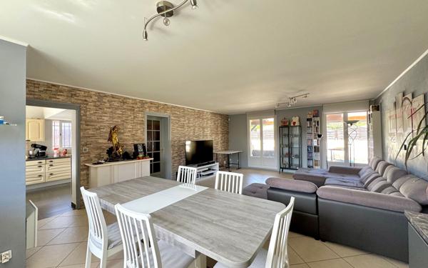 Maison à vendre    7 pièces • 166,97 m2 Saint-Médard-en-Jalles