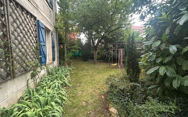 Maison à vendre    3 pièces • 198 m2 Nanteuil-lès-Meaux