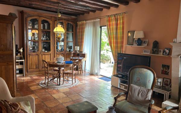 Maison à vendre    3 pièces • 198 m2 Nanteuil-lès-Meaux