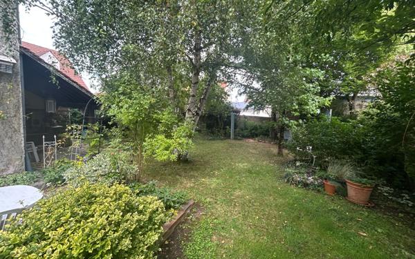 Maison à vendre    3 pièces • 198 m2 Nanteuil-lès-Meaux