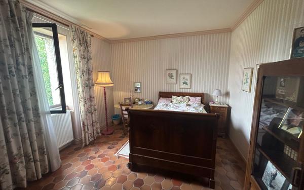 Maison à vendre    3 pièces • 198 m2 Nanteuil-lès-Meaux