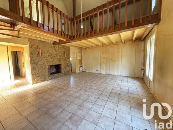 Maison 4 pièces de 105 m² à Santeny (94440)