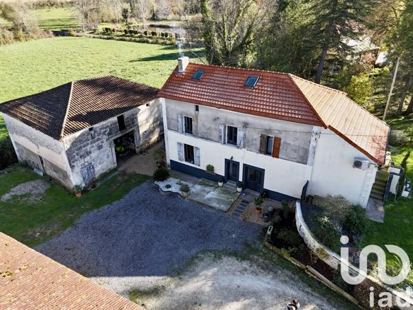 Maison à vendre 5 pièces 140 m² Sainte-Croix-de-Mareuil