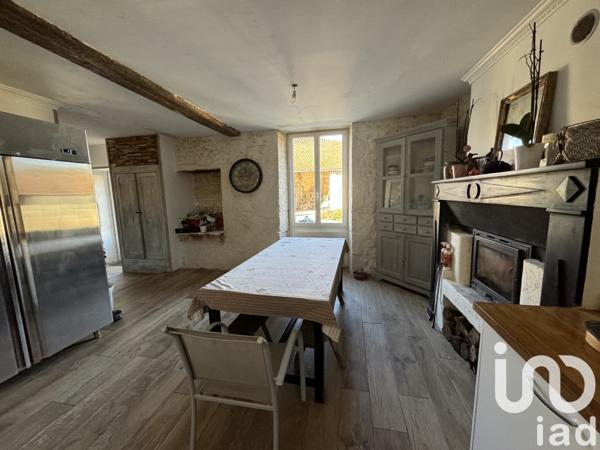 Maison à vendre 5 pièces 140 m² Sainte-Croix-de-Mareuil