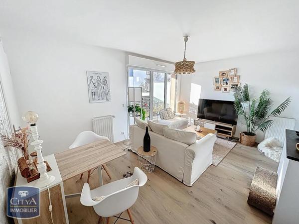 Appartement à louer 3 pièces 61.7m²