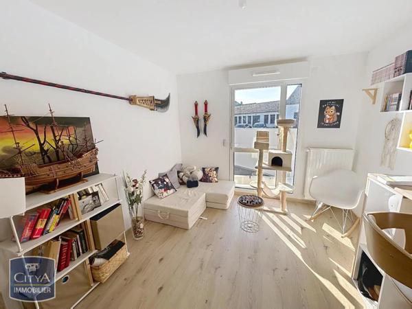 Appartement à louer 3 pièces 61.7m²