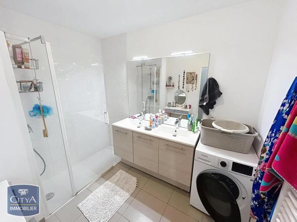 Appartement à louer 3 pièces 61.7m²