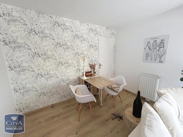 Appartement à louer 3 pièces 61.7m²