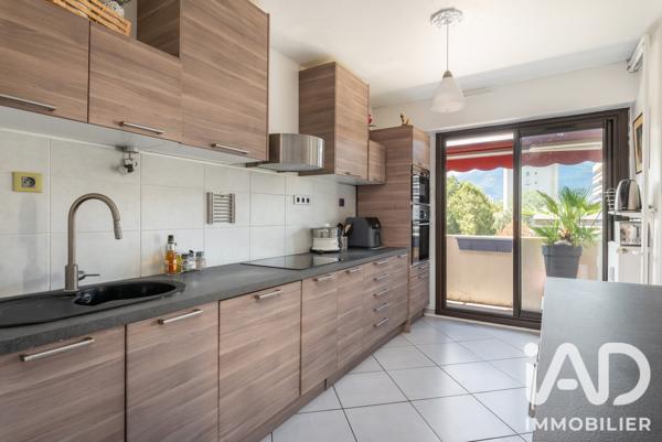 Appartement à vendre 4 pièces 91 m² Grenoble