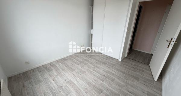 Location Appartement 2 pièces 47.47 m² - ÉLancourt 78990