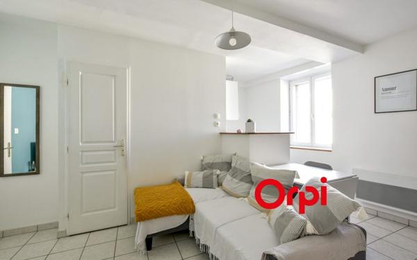 Appartement à vendre    2 pièces • 27,64 m2 Oullins