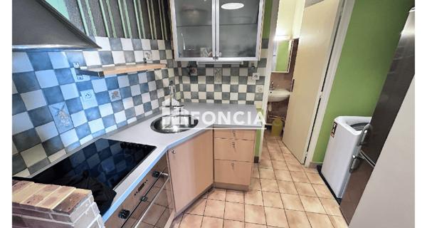 Location Appartement meublé 2 pièces 33.86 m² - Suresnes 92150