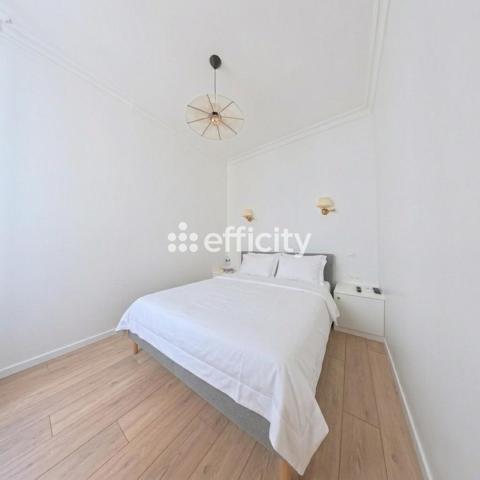 Appartement
         4 pièces
        - 82 m² 675 000 € *