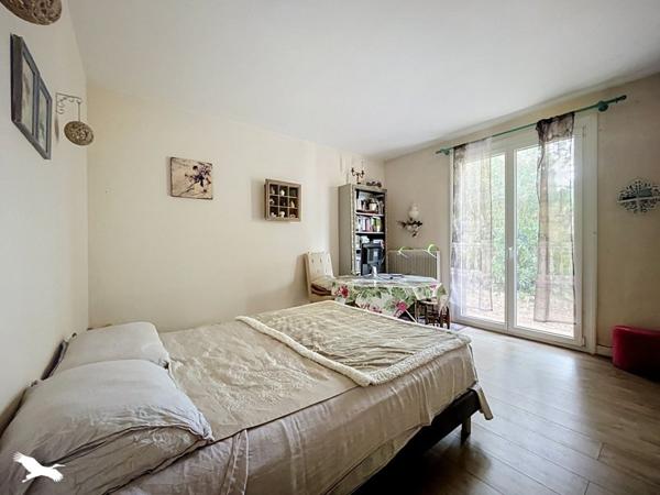 Maison 370 300 € Montussan 6 p 136 m² DPE C