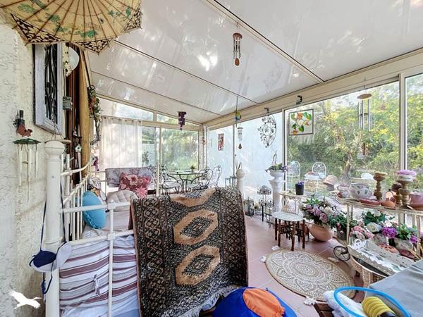 Maison 370 300 € Montussan 6 p 136 m² DPE C