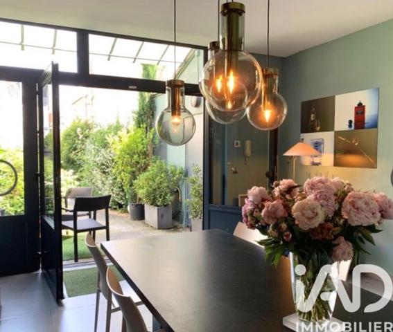 Immeuble à vendre 350 m² Colombes