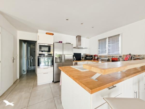 Maison 317 700 € Sadirac 5 p 112 m² DPE C