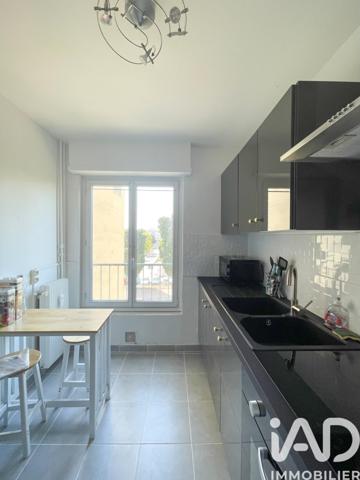 Location appartement 5 pièces 21 m² Reims