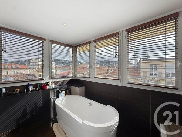 Appartement F4 à vendre  4 pièces - 98,67 m2 CANNES - 06