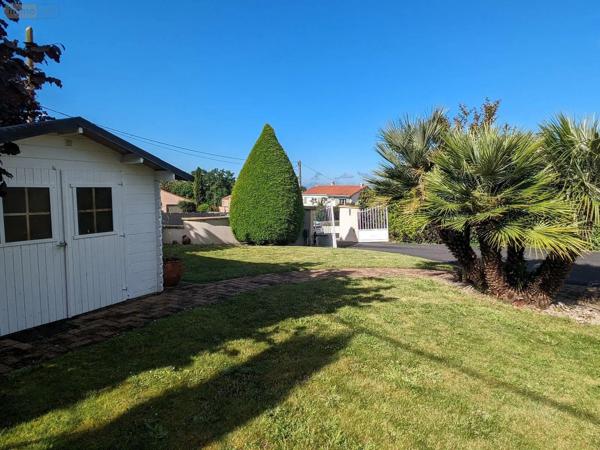 Achat - Maison Les Herbiers 85500 7 pièces 160 m 2 903 m 2