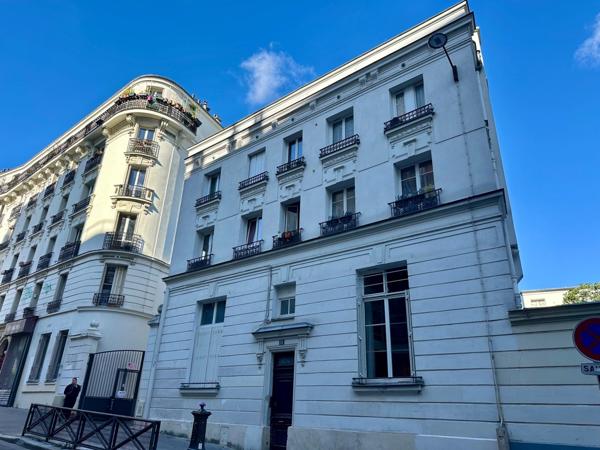 Appartement à louer 2 pièces PARIS 20EME ARRONDISSEMENT (75) au coeur de Belleville