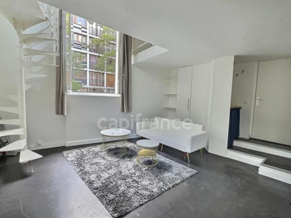 Appartement à louer 2 pièces PARIS 20EME ARRONDISSEMENT (75) au coeur de Belleville
