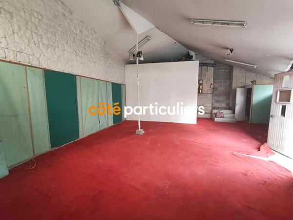 Vente Immeuble191 m² - 10 Pièces - DOMFRONT EN POIRAIE (61700)