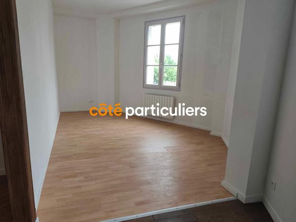 Vente Immeuble191 m² - 10 Pièces - DOMFRONT EN POIRAIE (61700)
