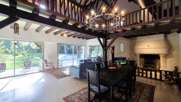 SAUTRON - DEMEURE DE CHARME DANS UN ENVIRONNEMENT PRISÉ ET VERDOYANT