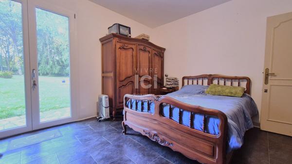 SAUTRON - DEMEURE DE CHARME DANS UN ENVIRONNEMENT PRISÉ ET VERDOYANT