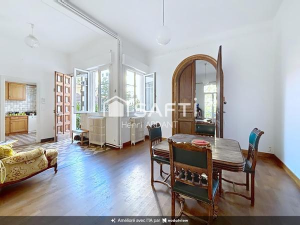 Rare ! Maison de ville avec garage, jardinet et terrasse !