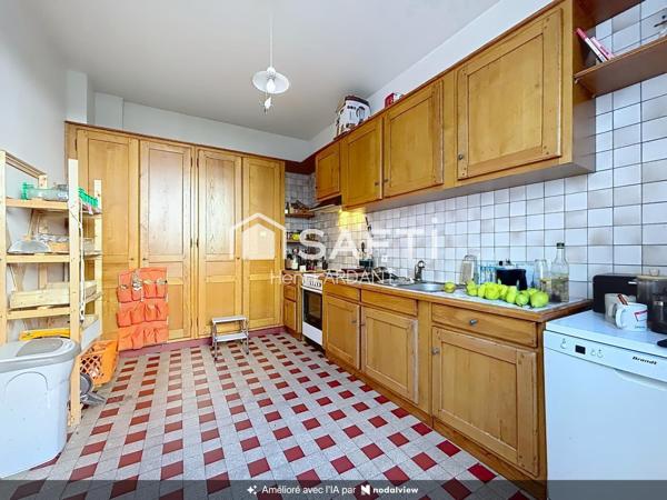 Rare ! Maison de ville avec garage, jardinet et terrasse !