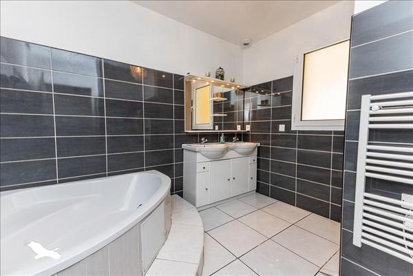 Maison à vendre |  Bordes |  5 pièces | 135 m²