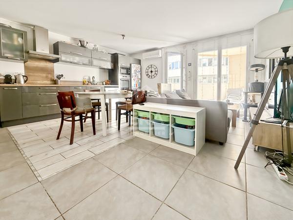 Appartement Villeurbanne 3 pièce(s) 63.24 m2