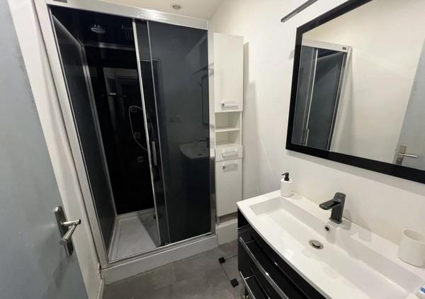 Aubagne (13400) Bel appartement de type 3 pièces avec Balcon