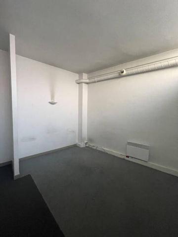 REF 12387-  6 RUE PIERRET - LOCAL COMMERCIAL