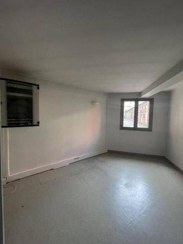 REF 12387-  6 RUE PIERRET - LOCAL COMMERCIAL